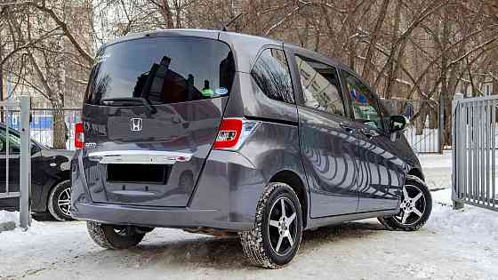 Продам Honda Freed Новосибирск