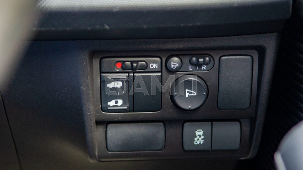 Продам Honda Freed Новосибирск - изображение 7