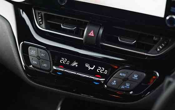 Продам Toyota C-HR Новосибирск