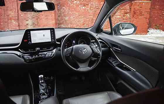 Продам Toyota C-HR Новосибирск