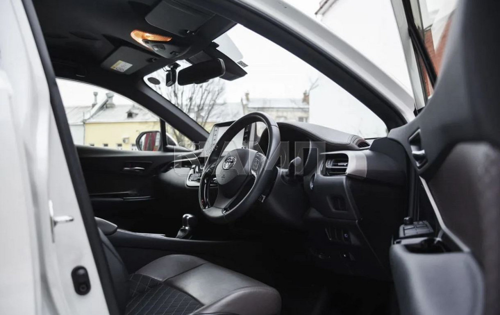 Продам Toyota C-HR Новосибирск - изображение 4