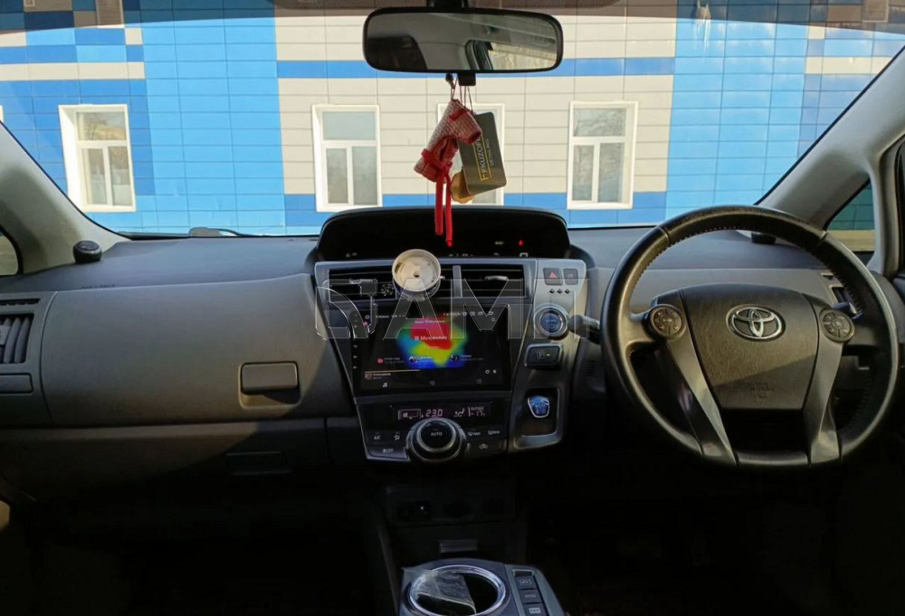 Продам Toyota Prius Alpha Новосибирск - изображение 2