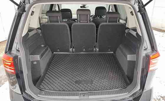 Продам Volkswagen Touran Новосибирск