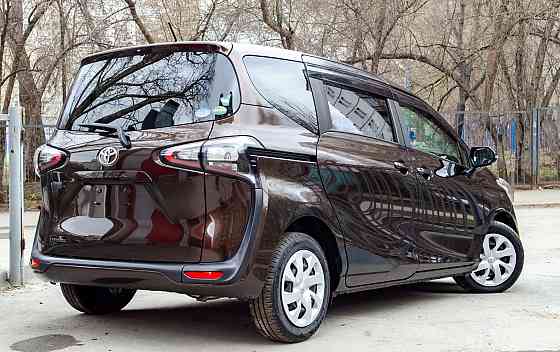 Продам Toyota Sienta Новосибирск