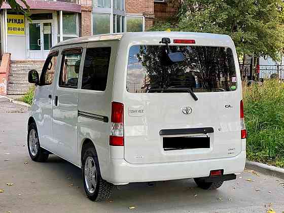 Продам Toyota Town Ace Новосибирск