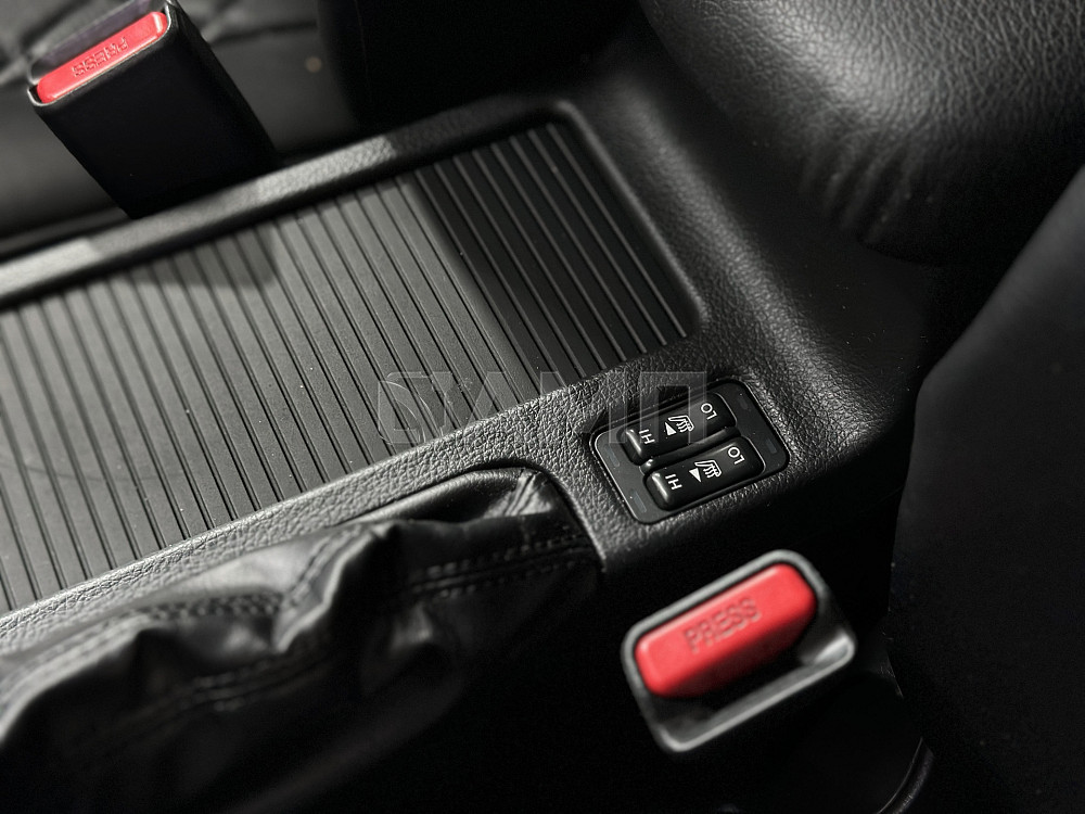 Продам Subaru XV Новосибирск - изображение 9