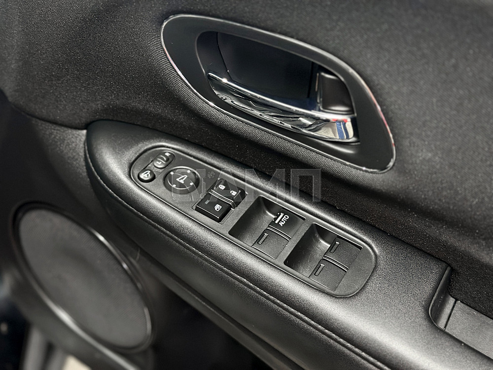 Продам Honda Vezel Новосибирск - изображение 7