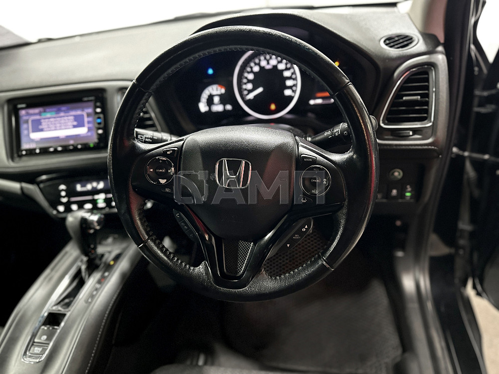 Продам Honda Vezel Новосибирск - изображение 8