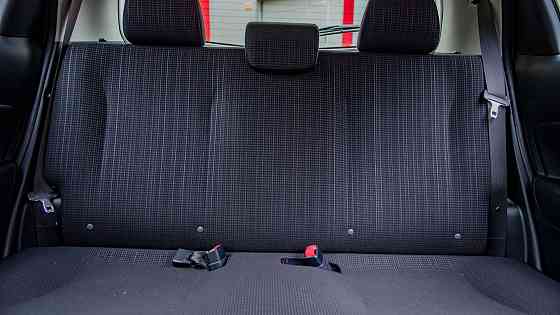 Продам Toyota Vitz Новосибирск