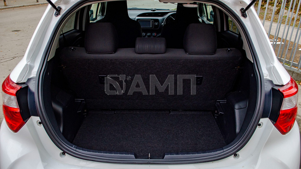 Продам Toyota Vitz Новосибирск - изображение 8